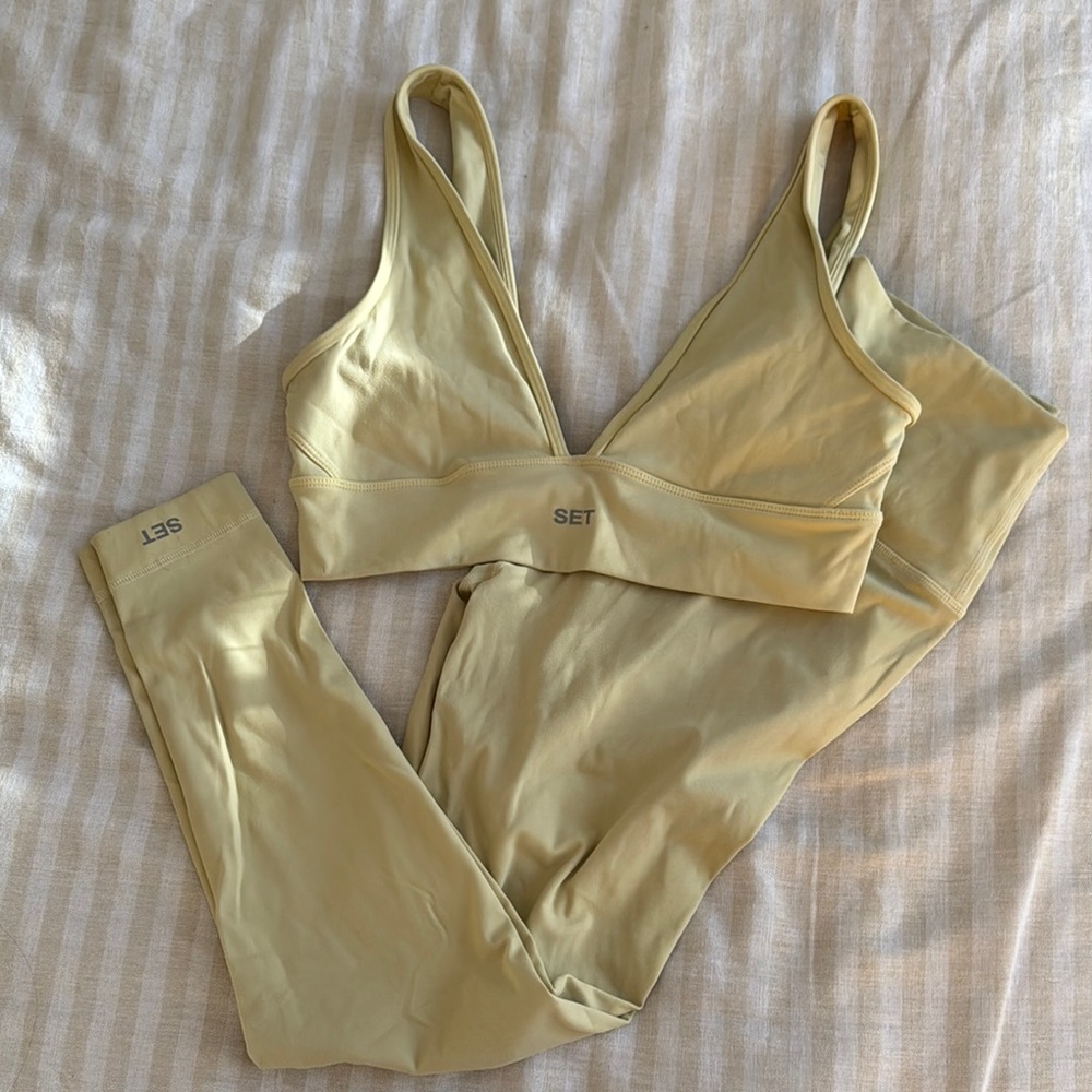 set active yellow legging / bra set